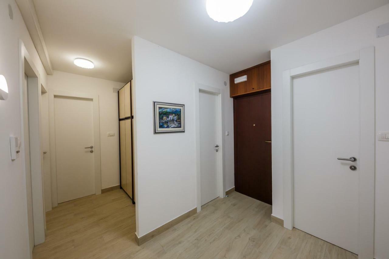 Apartment Bambi Split Exterior photo